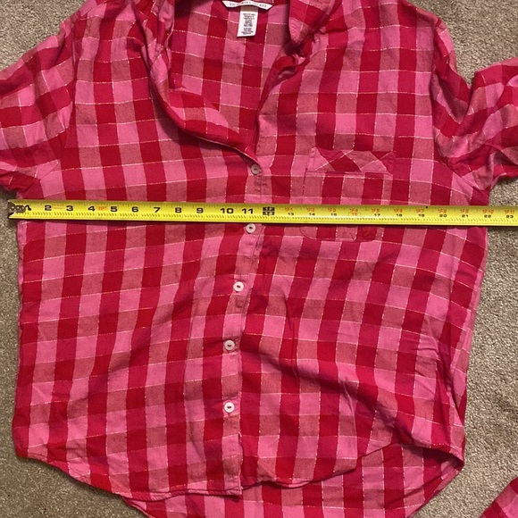 Victoria’s Secret size MEDIUM red pink and gold glitter throughout flannel PJs - Picture 10 of 11